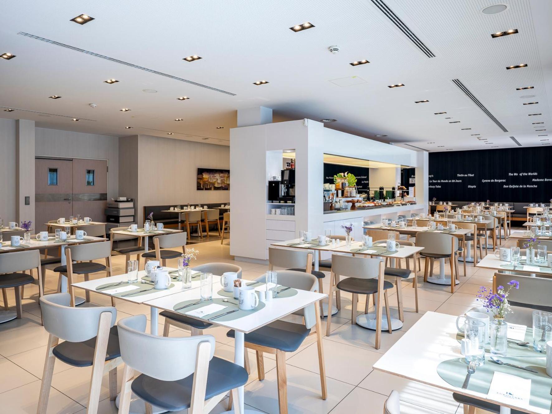Eurostars Book Hotel — Photos 1